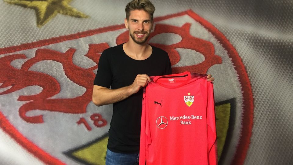 Ron Robert Zieler - Thủ Môn Một Mùa Chói Lóa Hành Trình Đến Đỉnh Cao Ron Robert Zieler – Thủ Môn Một Mùa Chói Lóa Hành Trình Đến Đỉnh Cao