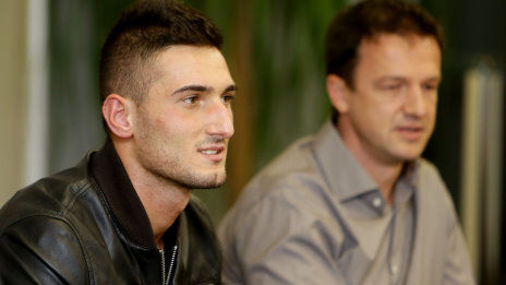 /?proxy=REDAKTION/News/2012-2013/Profis/Federico_Macheda_PK_464x261.jpg