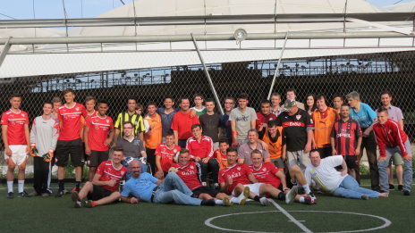 /?proxy=REDAKTION/Verein/Karlshoehe_VfB_Juni13_Gruppenbild_464x261.jpg