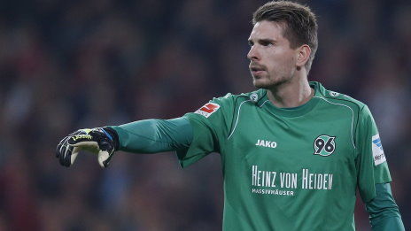 /?proxy=REDAKTION/News/2015-2016/2016-Ron-Robert-Zieler-gibt-Anweisungen-464x261.jpg