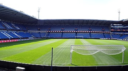 /?proxy=REDAKTION/News/2012-2013/Profis/Cristal_Arena_Genk_255x143.png
