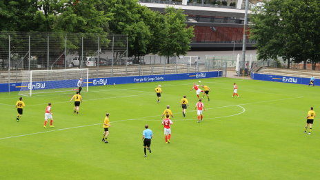 /?proxy=REDAKTION/Verein/BISON_Testspiel_Mai14_464x261.jpg