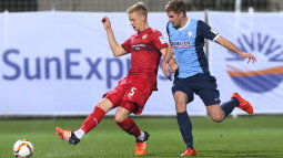 /?proxy=REDAKTION/News/2015-2016/20160110-Timo-Baumgartl-Simon-Terodde-255x143a.jpg