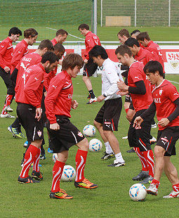 /?proxy=REDAKTION/News/2011-2012/News/Training170412_1_255x310.jpg