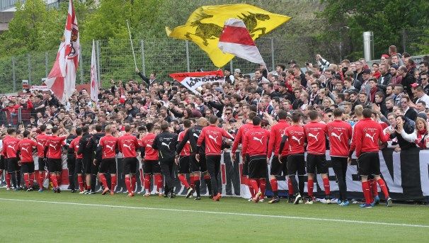 /?proxy=REDAKTION/News/2015-2016/20160501_Verabschiedung_Fans_vor_bremen_606x343.jpg