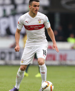 Vorerst nicht einsatzfähig: Filip Kostic /?proxy=REDAKTION/News/2015-2016/20150926-Filip-Kostic-255x310.jpg