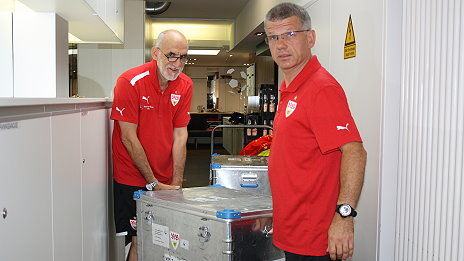 /?proxy=REDAKTION/News/2012-2013/Profis/Micha_Kostas_Trainingslager_1213.jpg
