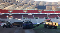 /?proxy=REDAKTION/Arena/News/Rasenverlegung2012_1_255x143.jpg