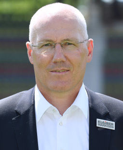 /?proxy=REDAKTION/News/2016-2017/20161027-Burkhard-Reich-Portrait-255x310.jpg