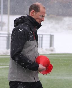/?proxy=REDAKTION/News/2016-2017/16_17-Winterauftakt-VfBII-Barth-255.jpg