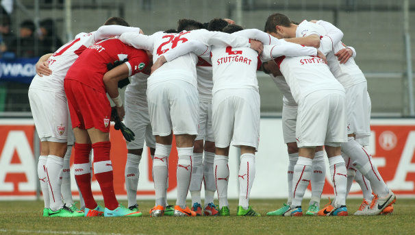 /?proxy=REDAKTION/News/2013-2014/VfB_II_Spielerkreis_1314_606x343.jpg