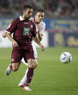 /?proxy=REDAKTION/News/2011-2012/News/Vorbericht_VfB-FCK1112_1_255x310.jpg