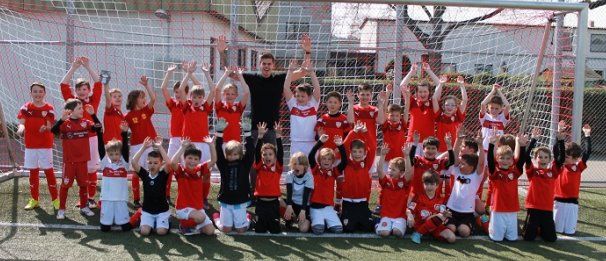 /?proxy=REDAKTION/Verein/Fussballschule/News/2016/20160407-VfB-Fussballschule-Osterferien-Camps-606x261.jpg