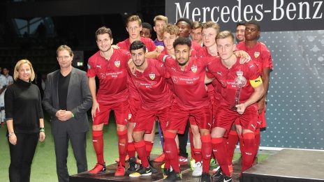 /?proxy=REDAKTION/News/2016-2017/MBJC-2017_Mannschaft-auf-Podium_464x261.jpg