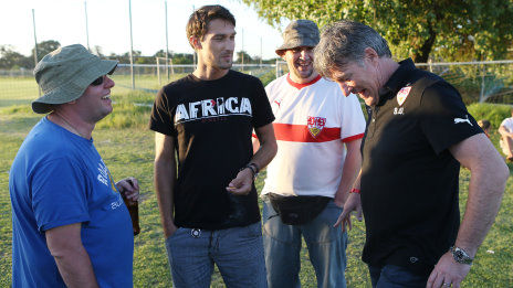 /?proxy=REDAKTION/News/2013-2014/Wahler_Suedafrika_Gespraech_Fans464.jpg