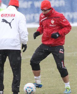 Timo Gebhart mit Therapeut Gerhard Wörn /?proxy=REDAKTION/News/2011-2012/News/Training_140212_255x310.jpg