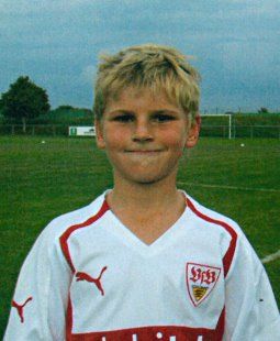 Timo Werner als U9 Spieler des VfB /?proxy=REDAKTION/News/2013-2014/Timo_Werner_Vertragsverlaengerung_255x310.jpg