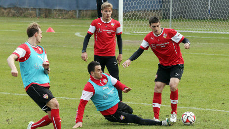 /?proxy=REDAKTION/News/2014-2015/PK_vor_Leverkusen-VfB_1415_464x261.jpg