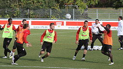Handballspiel zum Aufwärmen /?proxy=REDAKTION/News/2011-2012/News/Training_nach_FSVFrankfurt_2_255x143.jpg
