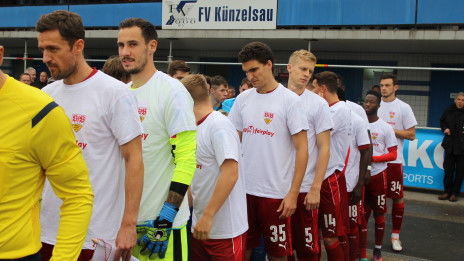 /?proxy=REDAKTION/News/2016-2017/Benefizspiel_Hollenbach-VfB_464x261.jpg