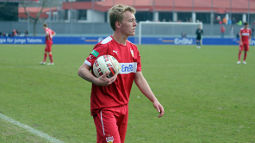 /?proxy=REDAKTION/Saison/Jugend/U19/2014-2015/Fabian_Gmeiner_1415_255x143.jpg