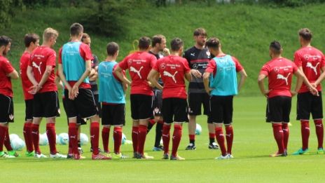/?proxy=REDAKTION/News/2016-2017/16_17-Training-VfB-II-August-464.jpg