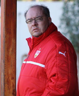 /?proxy=REDAKTION/News/2012-2013/Profis/Herkommer_Belek_255x310.jpg