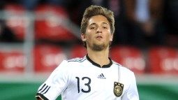 /?proxy=REDAKTION/Saison/Laenderspiele/20130808_Leitner-255x143.jpg