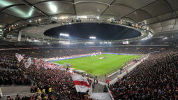/?proxy=REDAKTION/News/2012-2013/Mercedes-Benz_Arena_Flutlich_255x143.jpg