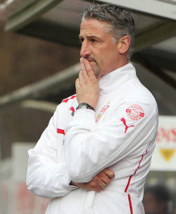 /?proxy=REDAKTION/News/2012-2013/Kramny_vor_Wiesbaden_I_1213_255x310.jpg