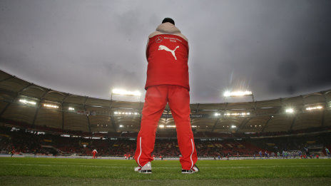 /?proxy=REDAKTION/News/2014-2015/Stevens_PK_vor_VfB-Paderborn_1415_464x261.jpg