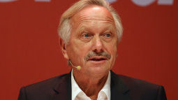 /?proxy=REDAKTION/Verein/News/20151011-MGV-Dr.-Joachim-Schmidt-255x143.jpg