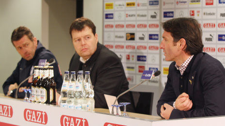 /?proxy=REDAKTION/Saison/VfB/2011-2012/PK_VfB-Hertha1112_2_464x261.jpg