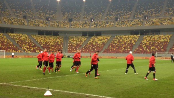 /?proxy=REDAKTION/News/2012-2013/Profis/Nationalstadion_Bukarst_Training_VfB_606x343.jpg