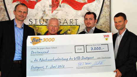 /?proxy=REDAKTION/Business/Business-News/vfb_stuttgart-scheckuebergabe_464x261.jpg