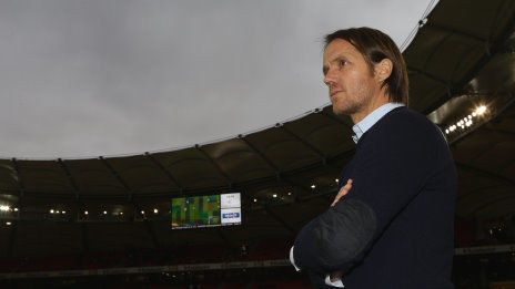 /?proxy=REDAKTION/Saison/VfB/2013-2014/VfB-Augsburg_1314_464x261_Stimmen_Thomas_Schneider.jpg