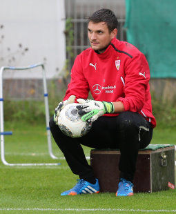 /?proxy=REDAKTION/News/2013-2014/Interview_Ulreich_vor_VfB-Nuernberg_1314_255x310.jpg
