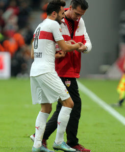 /?proxy=REDAKTION/News/2015-2016/20151024-Lukas-Rupp-Handverletzung-255x310.jpg