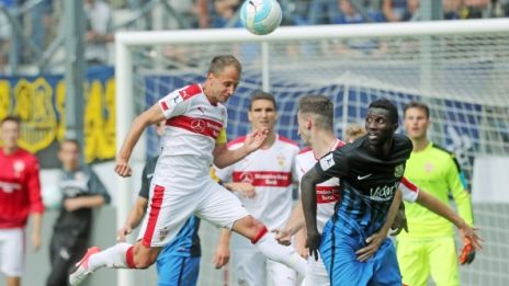 /?proxy=REDAKTION/News/2016-2017/16_17-Rathgeb-Kopfball-464.jpg