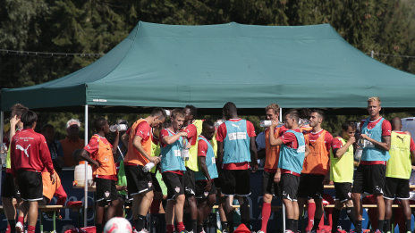 /?proxy=REDAKTION/News/2012-2013/Profis/Zweiter_Tag_Trainingslager_Schalte_I_1213_464x261.jpg