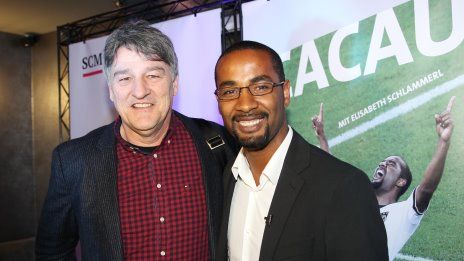 /?proxy=REDAKTION/News/2013-2014/Cacau_Buchvorstellung_464x261.jpg
