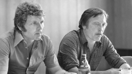 /?proxy=REDAKTION/Verein/Historie/Juergen_Sundermann_75._Geburtstag_464x261.jpg