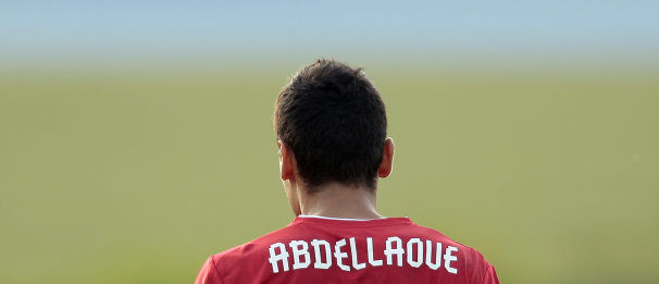 /?proxy=REDAKTION/News/2013-2014/Abdellaoue_Presserunde_Trikotname_606x261.jpg