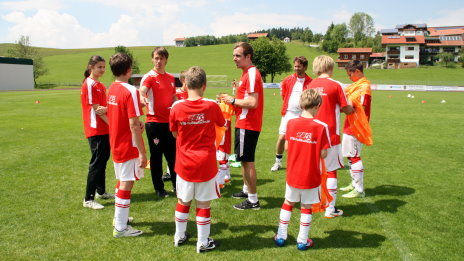 /?proxy=REDAKTION/Verein/Fussballschule/News/2011/Allgaeucamp_464x261.jpg