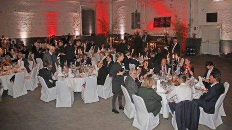 /?proxy=REDAKTION/Business/Freundeskreis/20151022-Freundeskreis-Treffen-464x261.jpg
