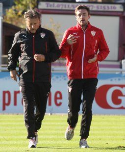 /?proxy=REDAKTION/News/2013-2014/Woern_Gentner_individuelles_Training_Okt_13_255x310.jpg