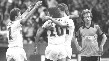 /?proxy=REDAKTION/News/2012-2013/Profis/Trikotnummer_VfB_Direkt_464x261.jpg