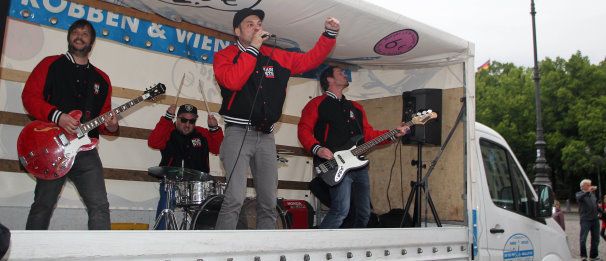 /?proxy=REDAKTION/News/2012-2013/DFB-Pokal/Flashmob_606x261.jpg