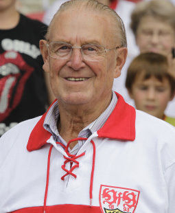 /?proxy=REDAKTION/News/2014-2015/Guenter_Sawitzki_Geburtstag14_255x310.jpg