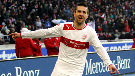 /?proxy=REDAKTION/VfB-Direkt/Vedad-Ibisevic_hoch-464x261.jpg